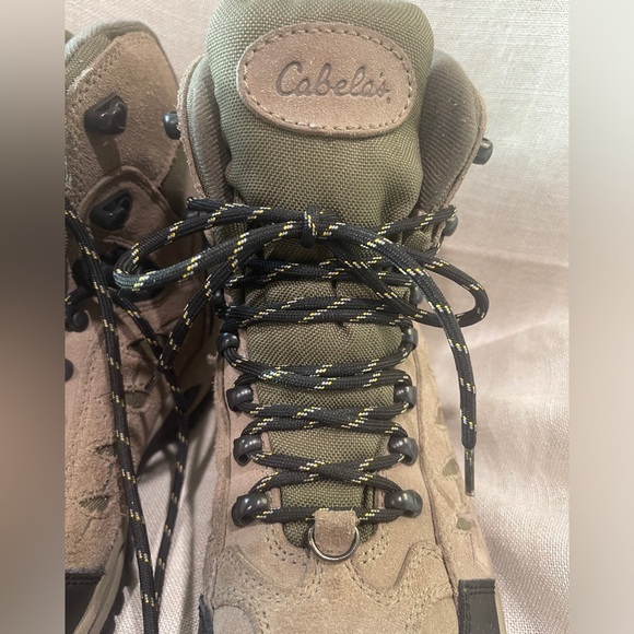 NWOT Cabellas 8D hiking boots - Picture 2 of 8